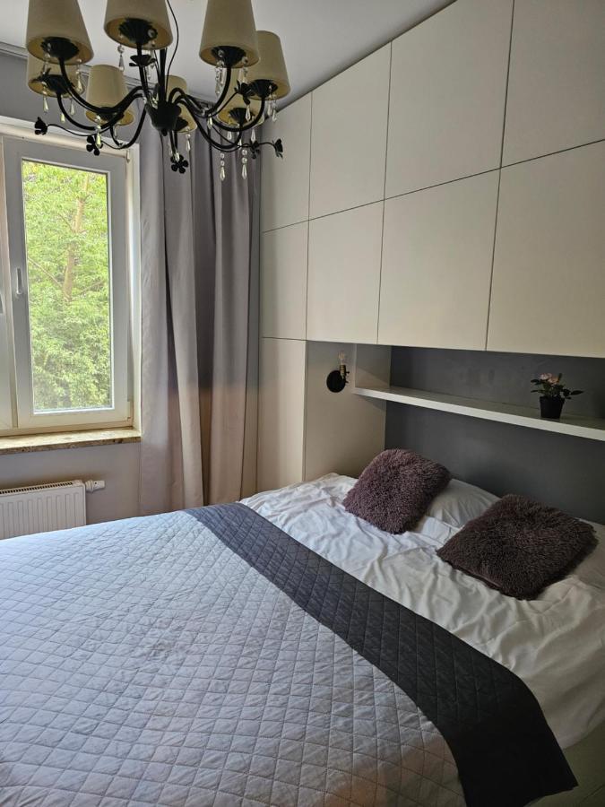 Apartament Rodzinny - Calodobowe Zakwaterowanie, Bezplatny Parking ทอรูน ภายนอก รูปภาพ